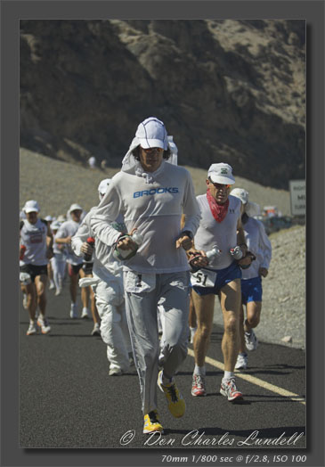 Scott Jurek leading the pack